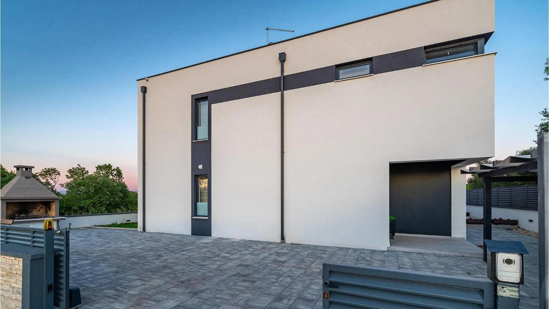 Villa Evoque Bibinje Holiday home