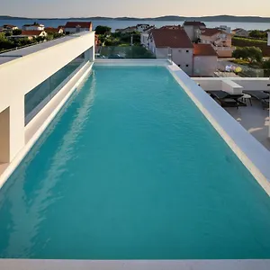 Luxury La Perla Bibinje