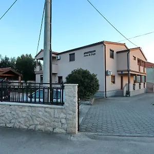 Zara & Duje Bibinje